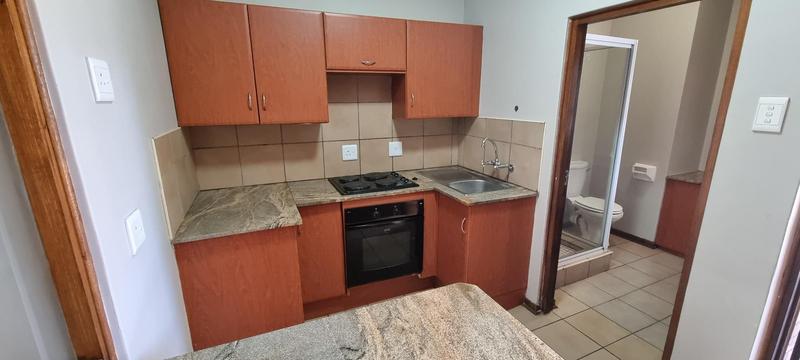 To Let 1 Bedroom Property for Rent in Dassie Rand North West